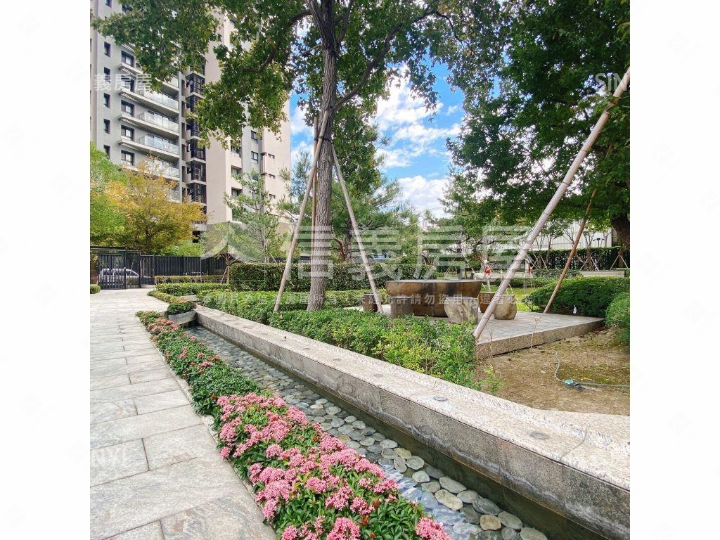 專！１２期高樓大三房平車房屋室內格局與周邊環境