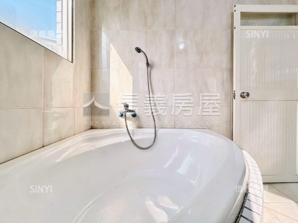 單坪２３萬未來藍線梯兩房房屋室內格局與周邊環境