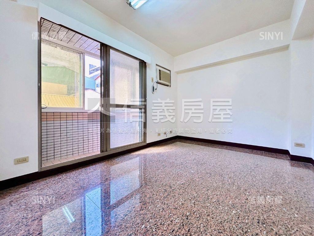 單坪２３萬未來藍線梯兩房房屋室內格局與周邊環境