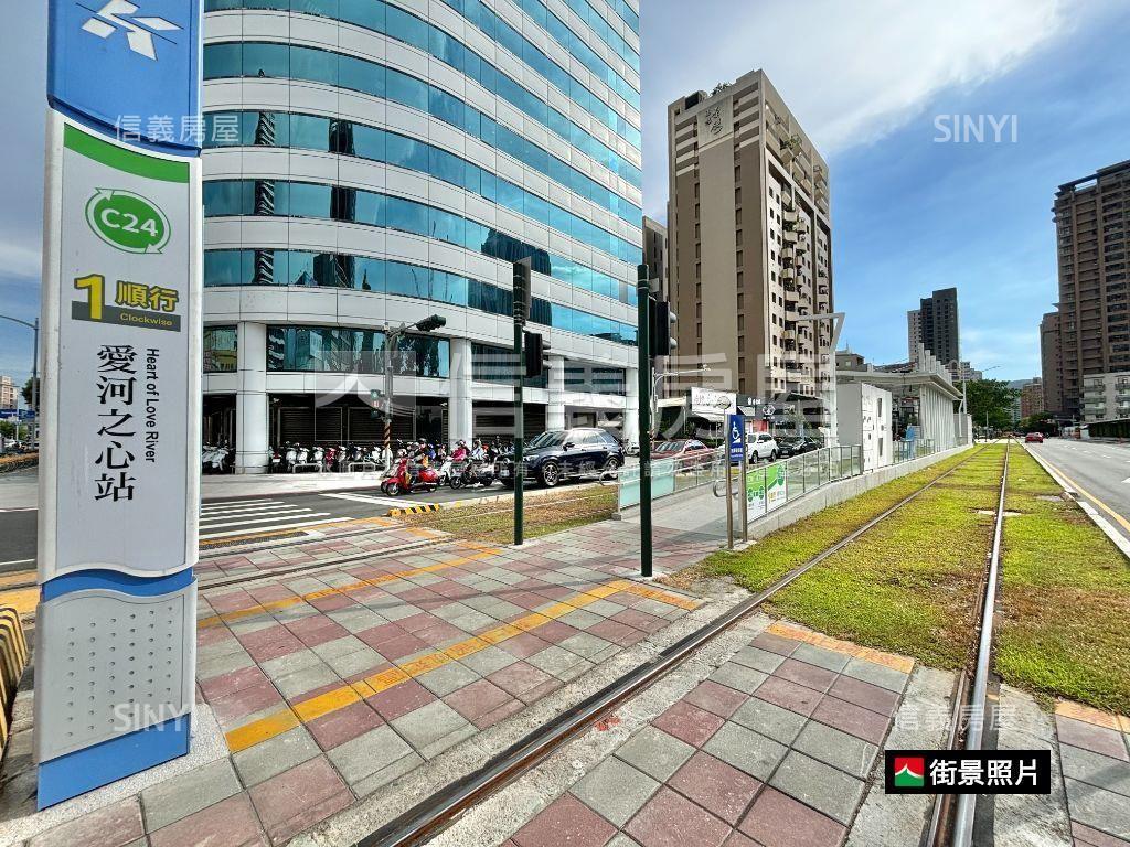 凹子底捷運景觀採光大四房房屋室內格局與周邊環境