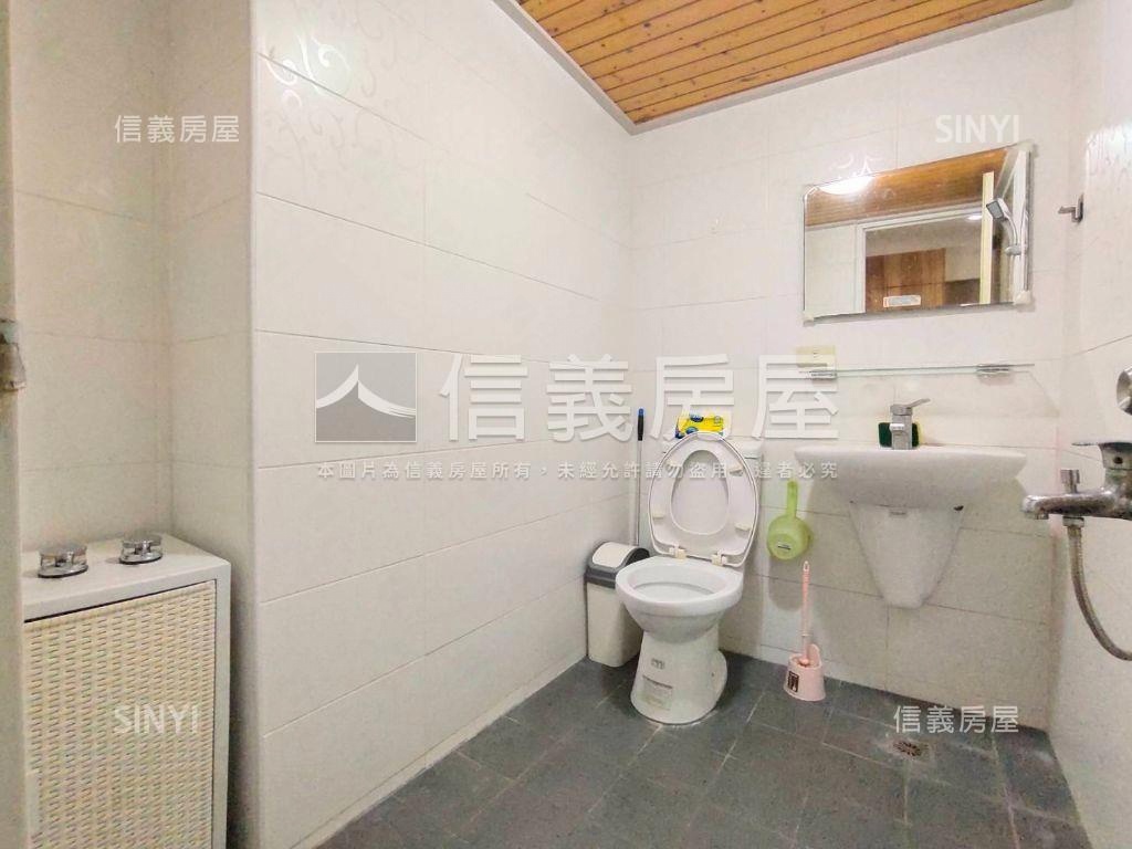 東區芳鄰景觀２＋１平車房屋室內格局與周邊環境