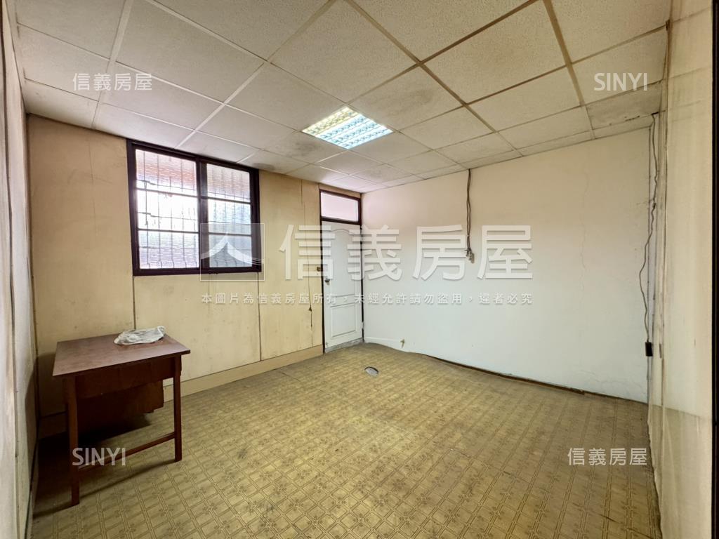 近衛武營演藝廳好成家透天房屋室內格局與周邊環境