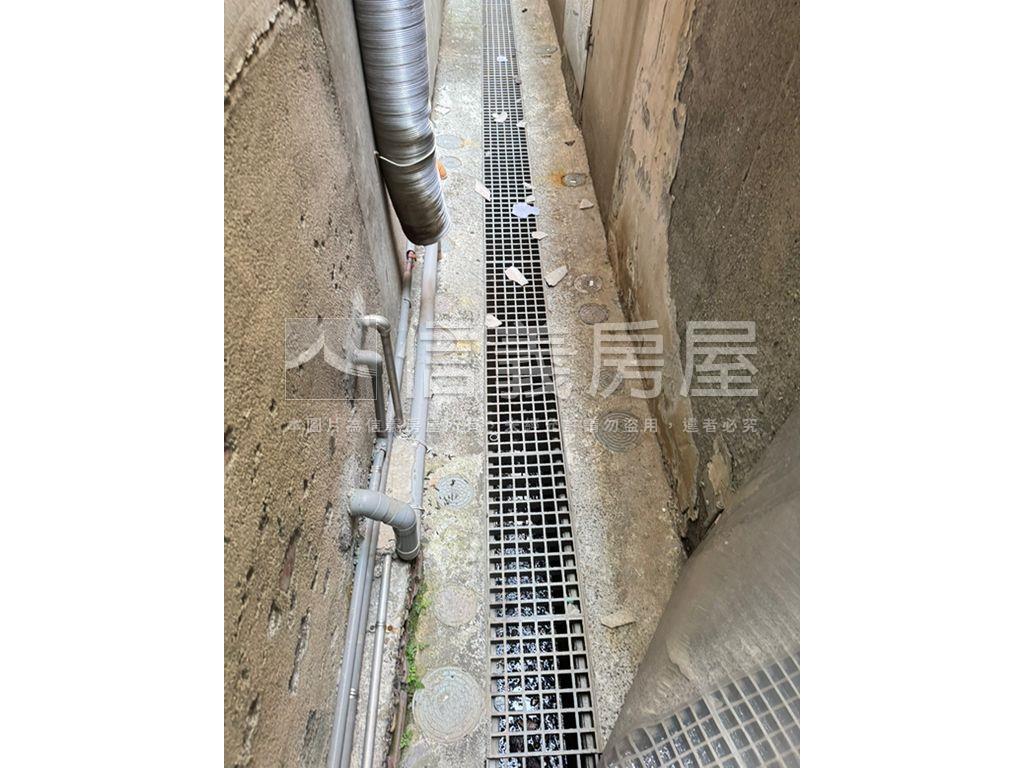 近衛武營演藝廳好成家透天房屋室內格局與周邊環境