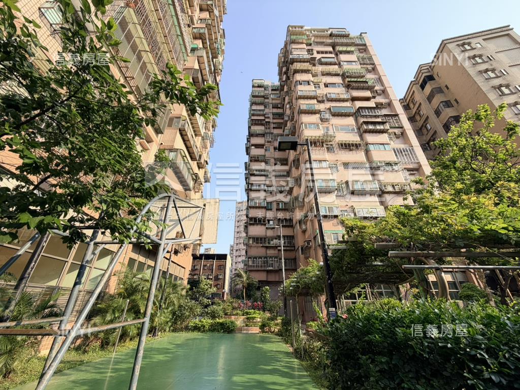 海山大地後棟邊間三房房屋室內格局與周邊環境