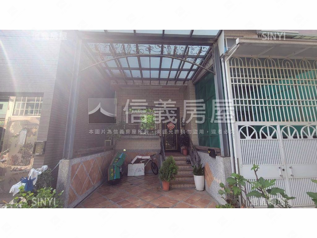 近陽明輕屋齡車庫透天房屋室內格局與周邊環境
