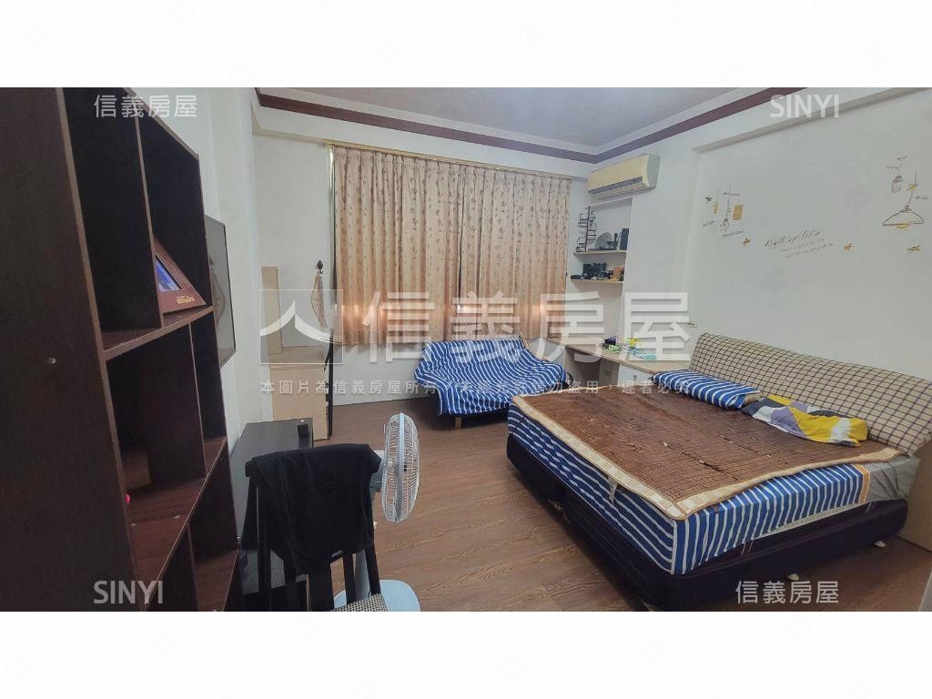 近陽明輕屋齡車庫透天房屋室內格局與周邊環境