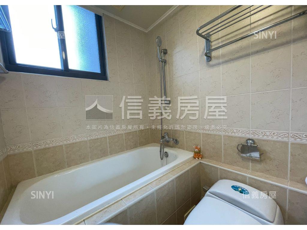 綠灣大空間附平車房屋室內格局與周邊環境