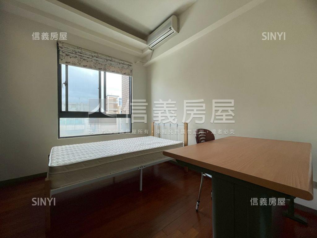 綠灣大空間附平車房屋室內格局與周邊環境