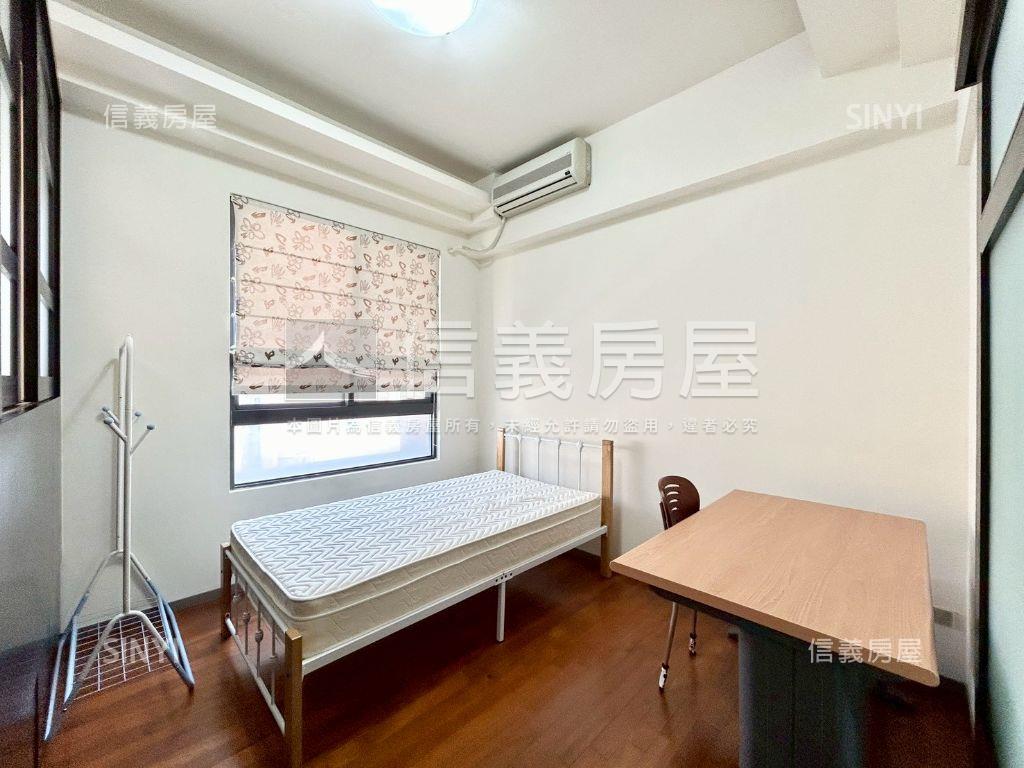 綠灣大空間附平車房屋室內格局與周邊環境