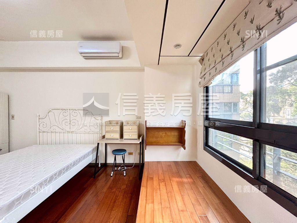 綠灣大空間附平車房屋室內格局與周邊環境