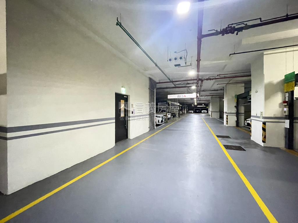 ＳＲＣ莊園中高樓邊間三房房屋室內格局與周邊環境