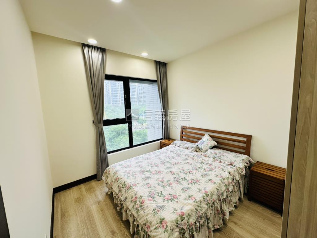 蒙德里安拎包來住景觀四房房屋室內格局與周邊環境