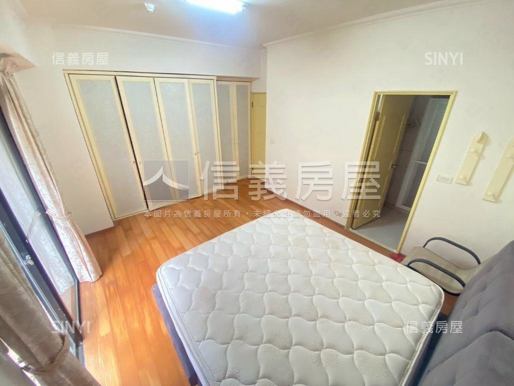玫瑰賓士明園四房車位房屋室內格局與周邊環境