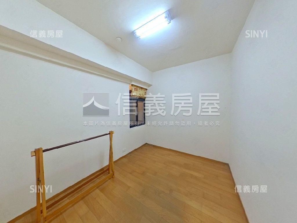玫瑰賓士明園四房車位房屋室內格局與周邊環境
