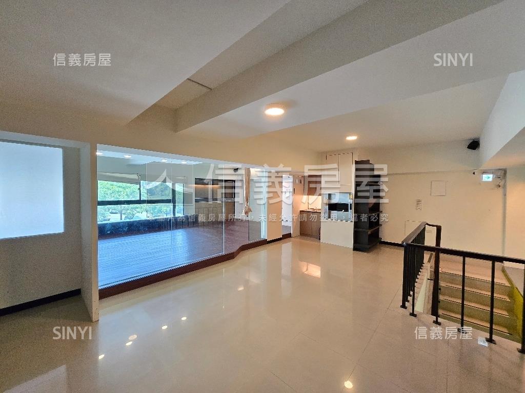 東區面寬約９米店面房屋室內格局與周邊環境