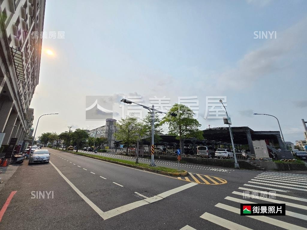 東區面寬約９米店面房屋室內格局與周邊環境