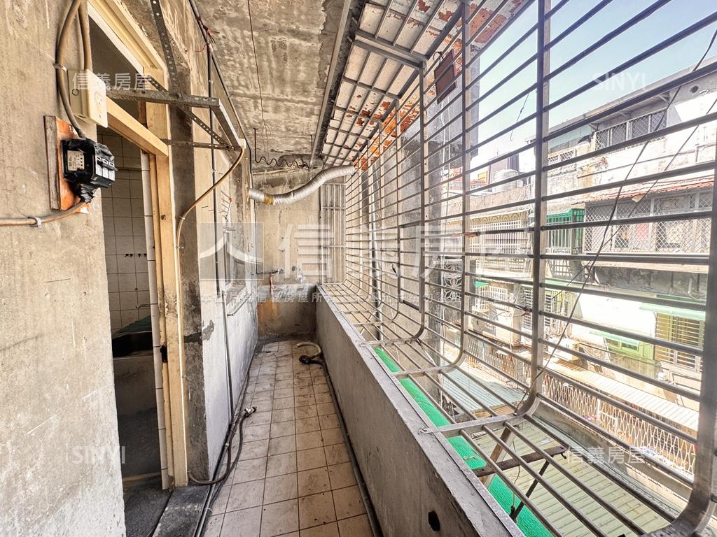 江翠捷運仁化公寓採光好房屋室內格局與周邊環境