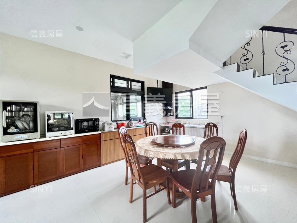 新埔前庭後院美農舍房屋室內格局與周邊環境