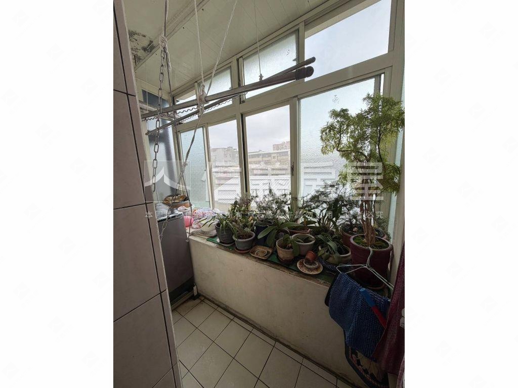 葫蘆國小公寓三樓房屋室內格局與周邊環境