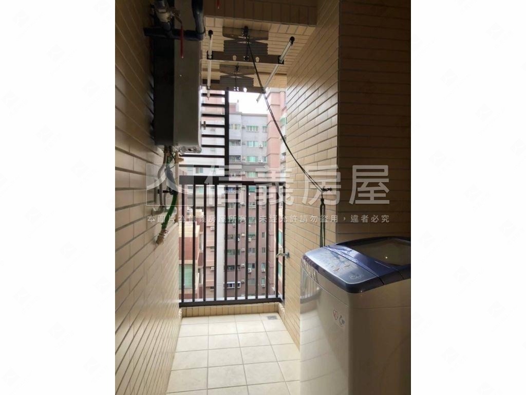 永華鑫光兩房車位美居房屋室內格局與周邊環境