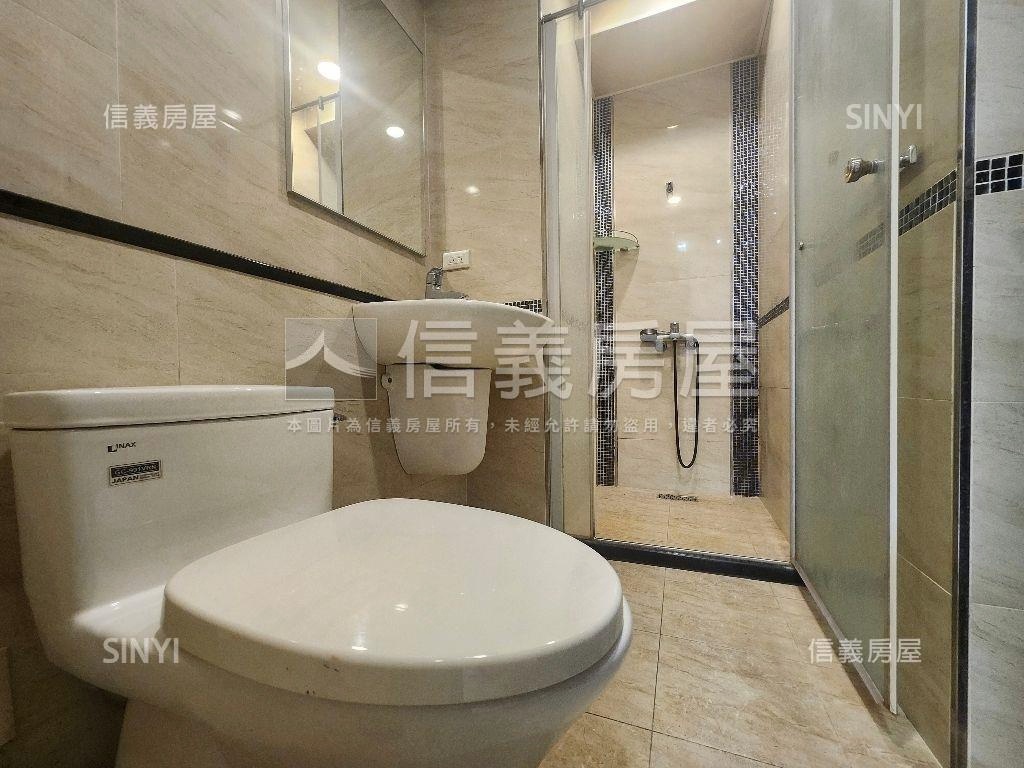 永華鑫光兩房車位美居房屋室內格局與周邊環境