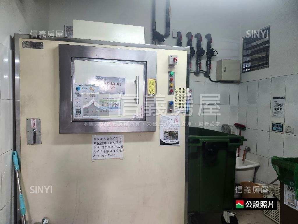 永華鑫光兩房車位美居房屋室內格局與周邊環境