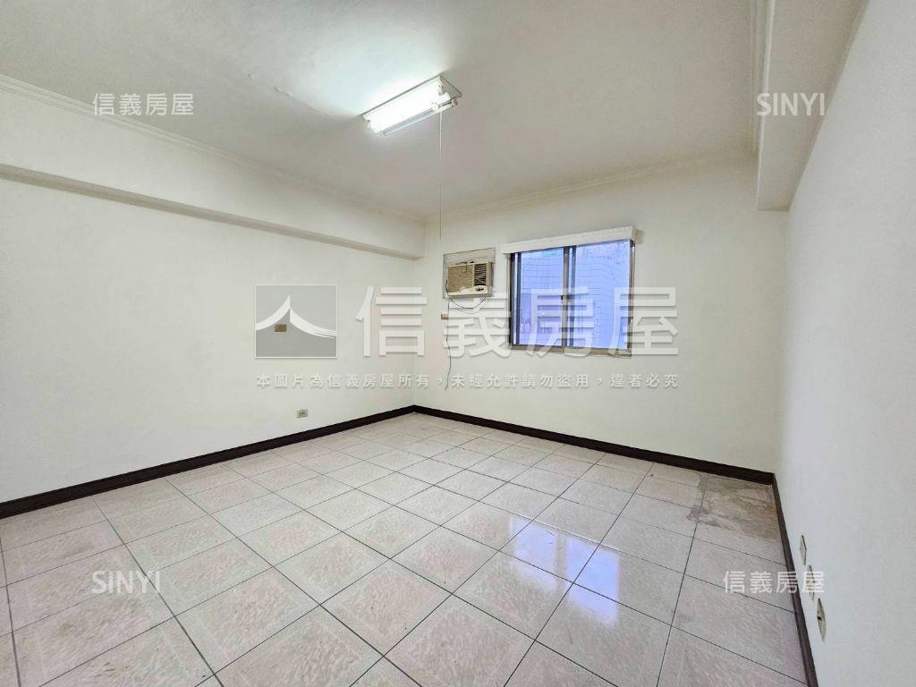 近綠園道捷運低總價大華廈房屋室內格局與周邊環境