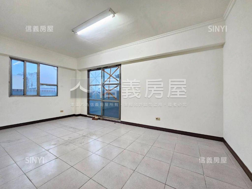 近綠園道捷運低總價大華廈房屋室內格局與周邊環境