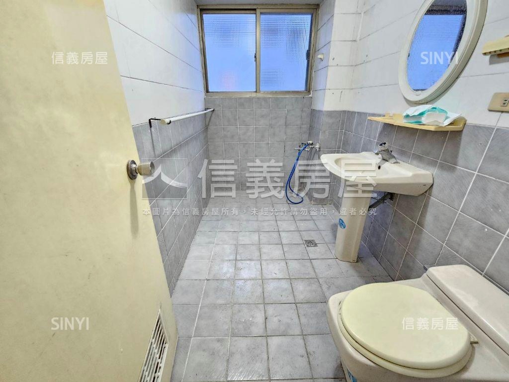 近綠園道捷運低總價大華廈房屋室內格局與周邊環境