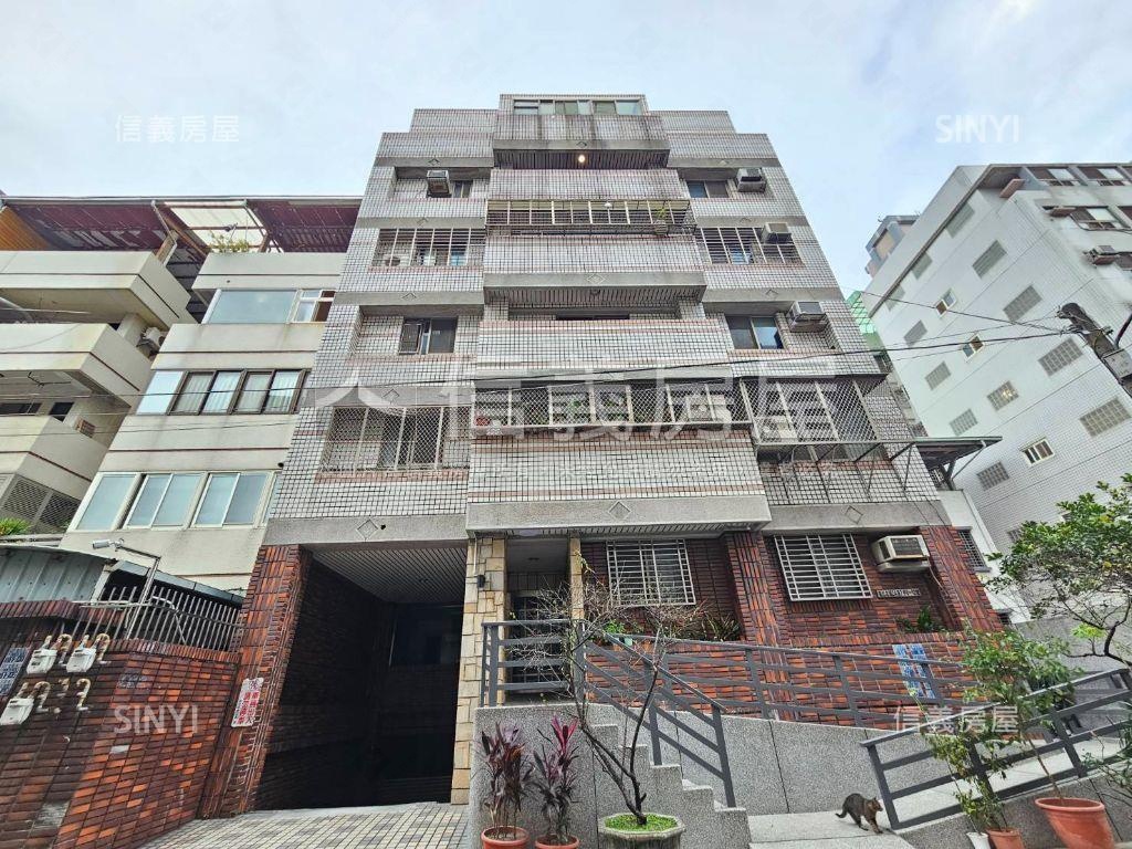 近綠園道捷運低總價大華廈房屋室內格局與周邊環境