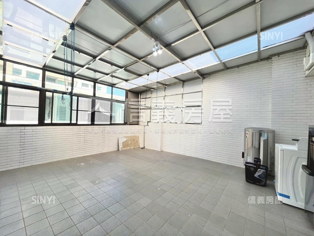 ＬＭ收租店面透天房屋室內格局與周邊環境