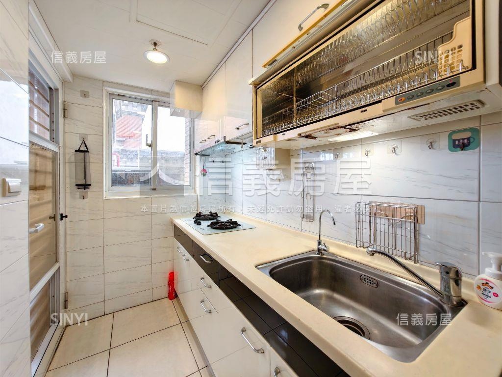 法國賞匠心三房車位房屋室內格局與周邊環境