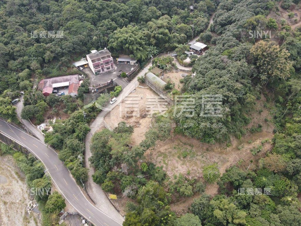 霧峰臨路視野地房屋室內格局與周邊環境