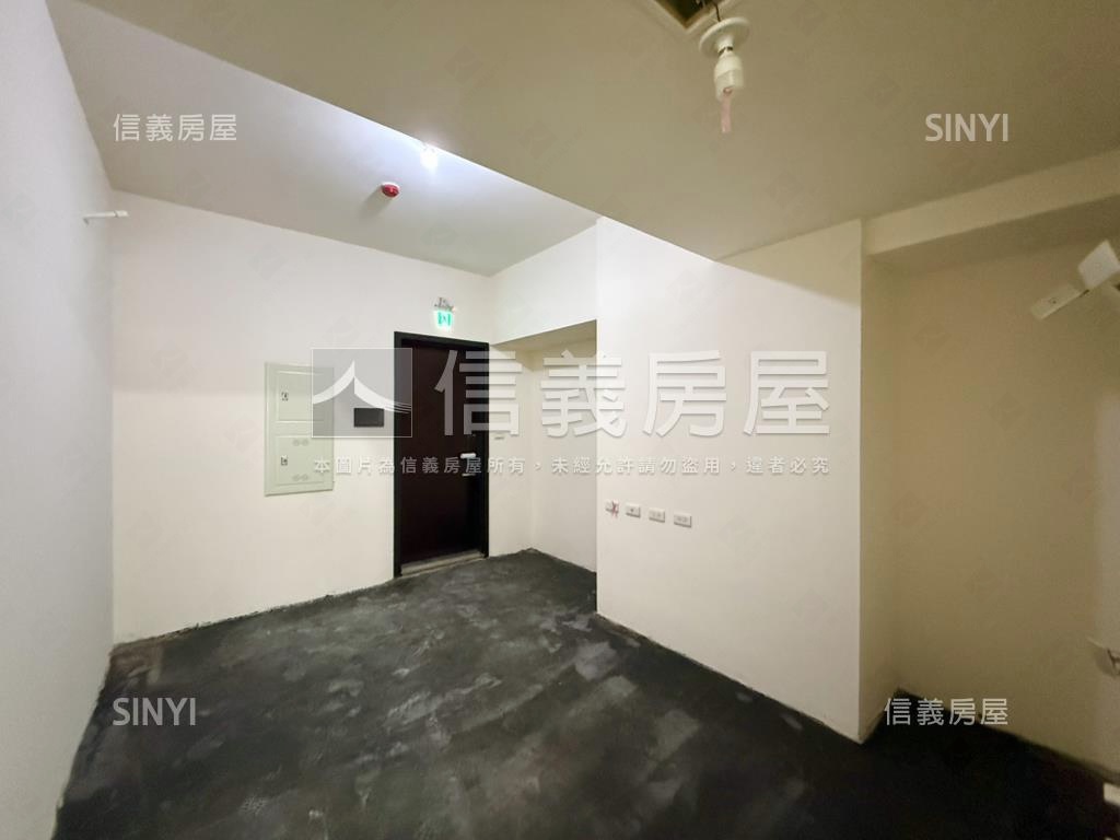 全新落成小資首選＋車位房屋室內格局與周邊環境