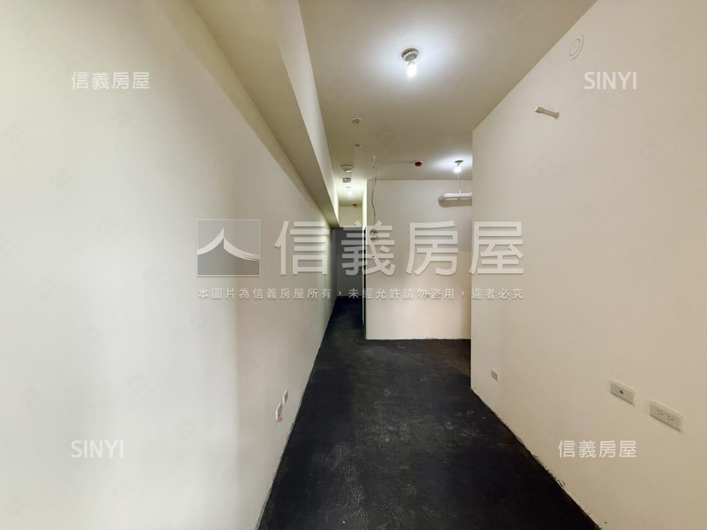 全新落成小資首選＋車位房屋室內格局與周邊環境