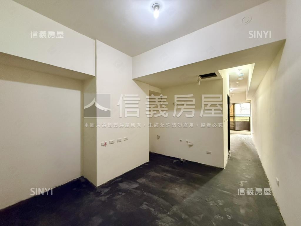 全新落成小資首選＋車位房屋室內格局與周邊環境