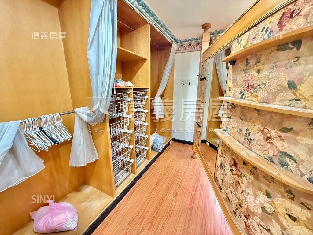 專任。廣豐上疊翡翠新都房屋室內格局與周邊環境