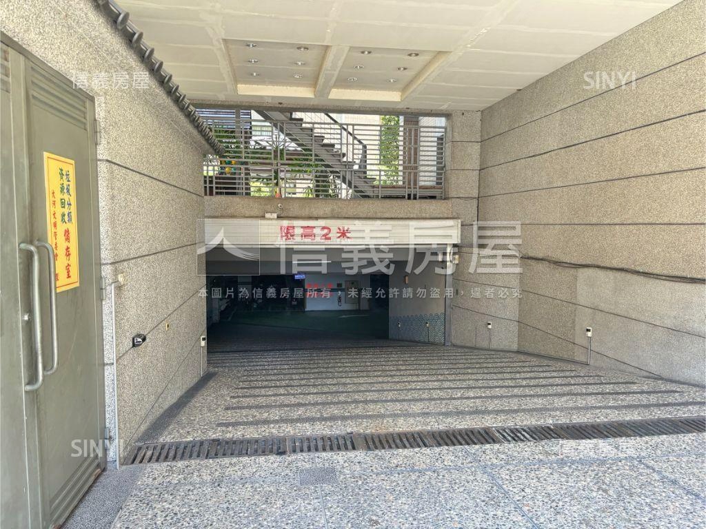 長輩最愛一樓無障礙附車位房屋室內格局與周邊環境