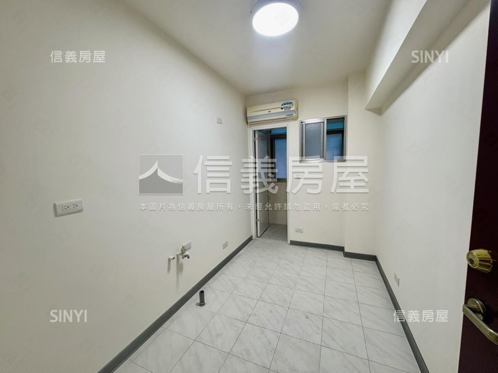 信義安和典雅三房房屋室內格局與周邊環境