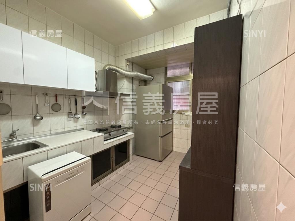 民權棟距黃金美妝２樓房屋室內格局與周邊環境