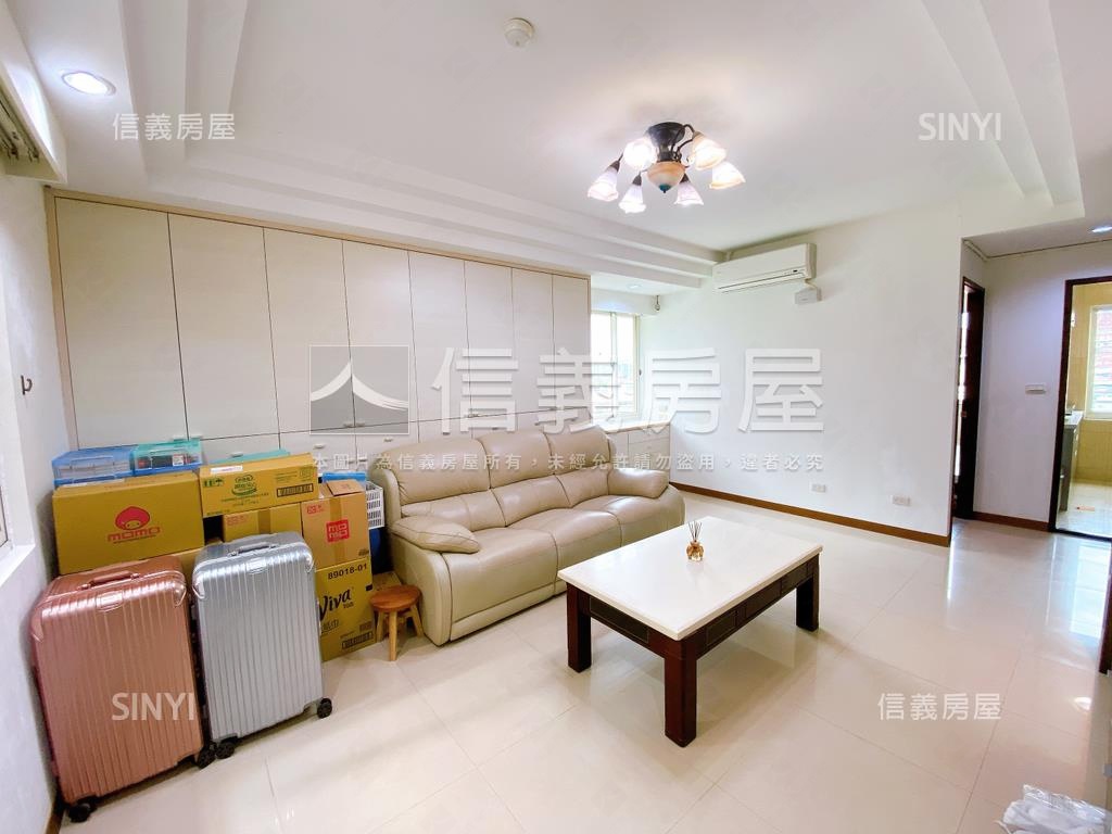 凱旋門明亮兩房車位房屋室內格局與周邊環境