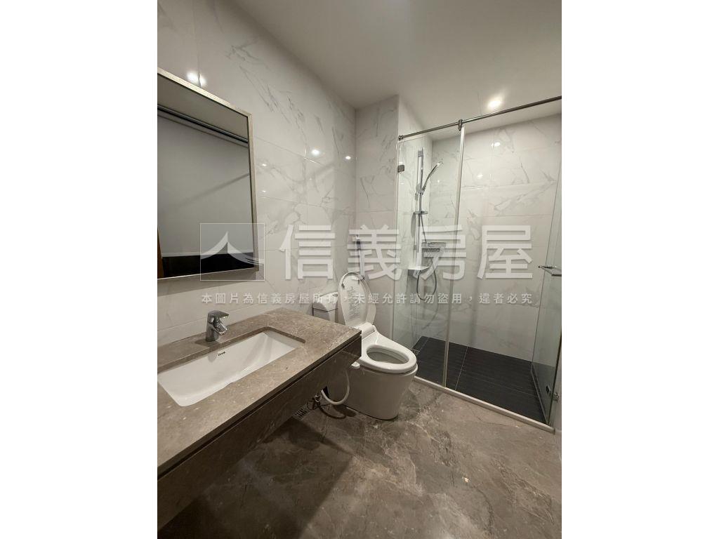 君大院雙平車視野戶房屋室內格局與周邊環境