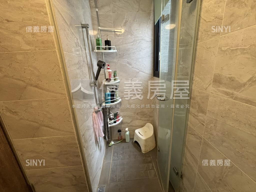 一中樂敘２房２衛雙平車位房屋室內格局與周邊環境