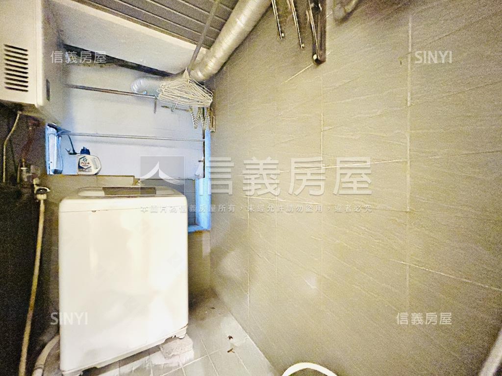 捷運方正三房電梯房屋室內格局與周邊環境