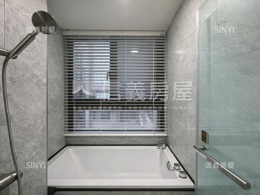 寶台Ａ１７裝潢兩房車位房屋室內格局與周邊環境