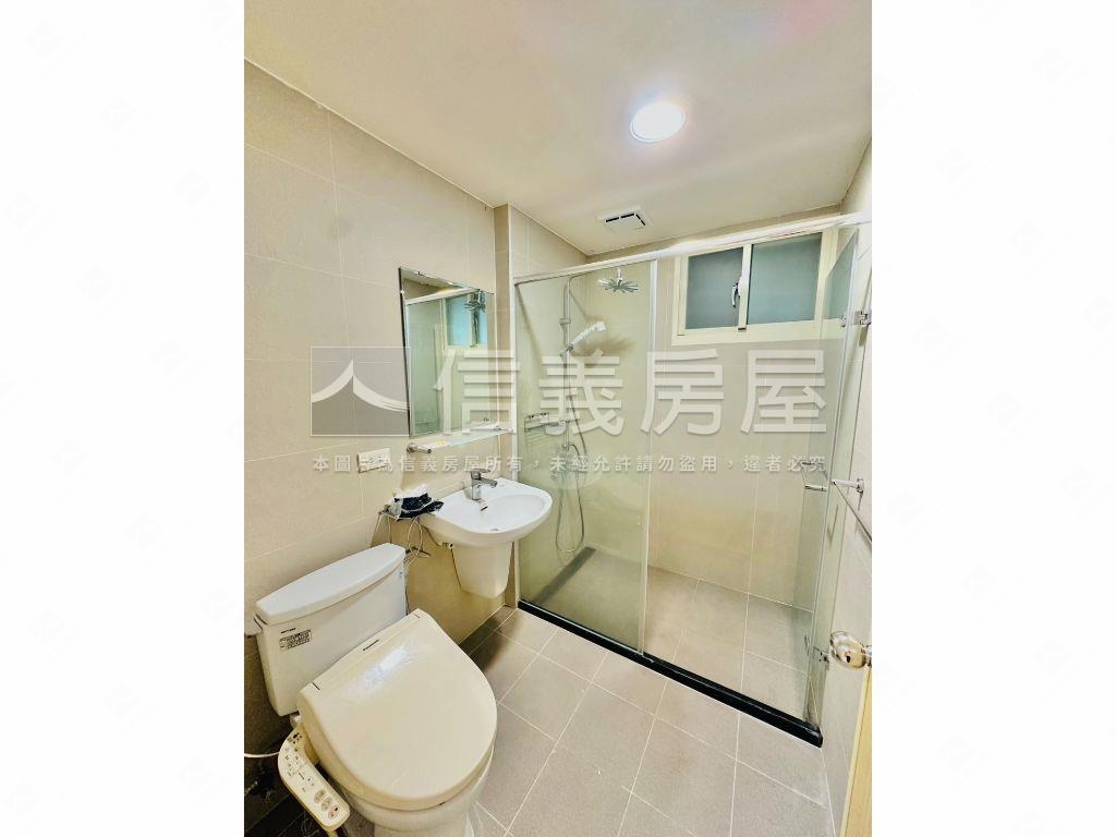 師大庭院一樓有車庫房屋室內格局與周邊環境