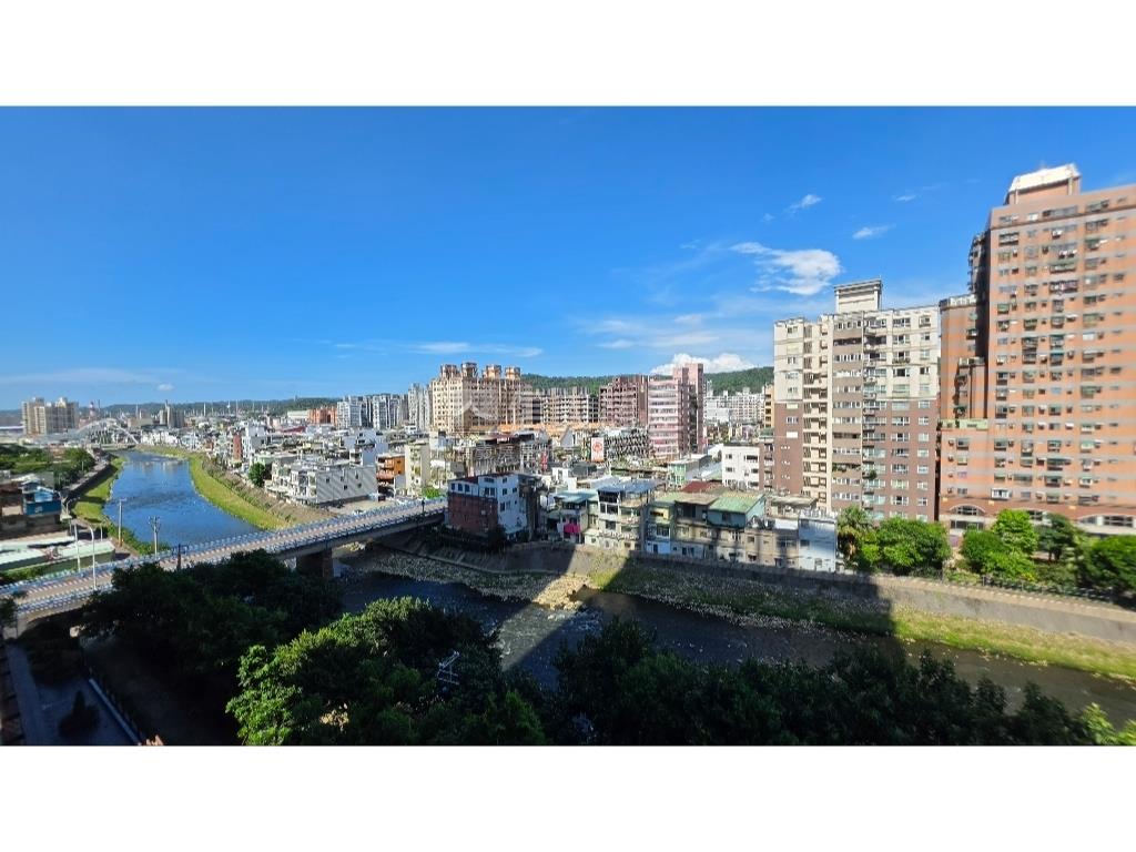 昭揚縱橫樹梢河景美屋房屋室內格局與周邊環境