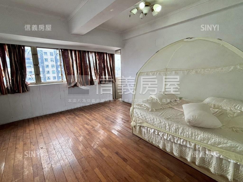 愛河首排高樓大坪邸房屋室內格局與周邊環境