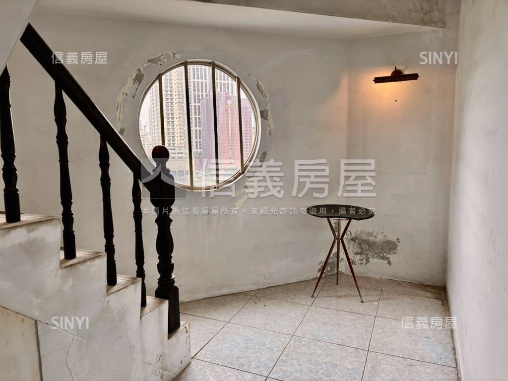 愛河首排高樓大坪邸房屋室內格局與周邊環境