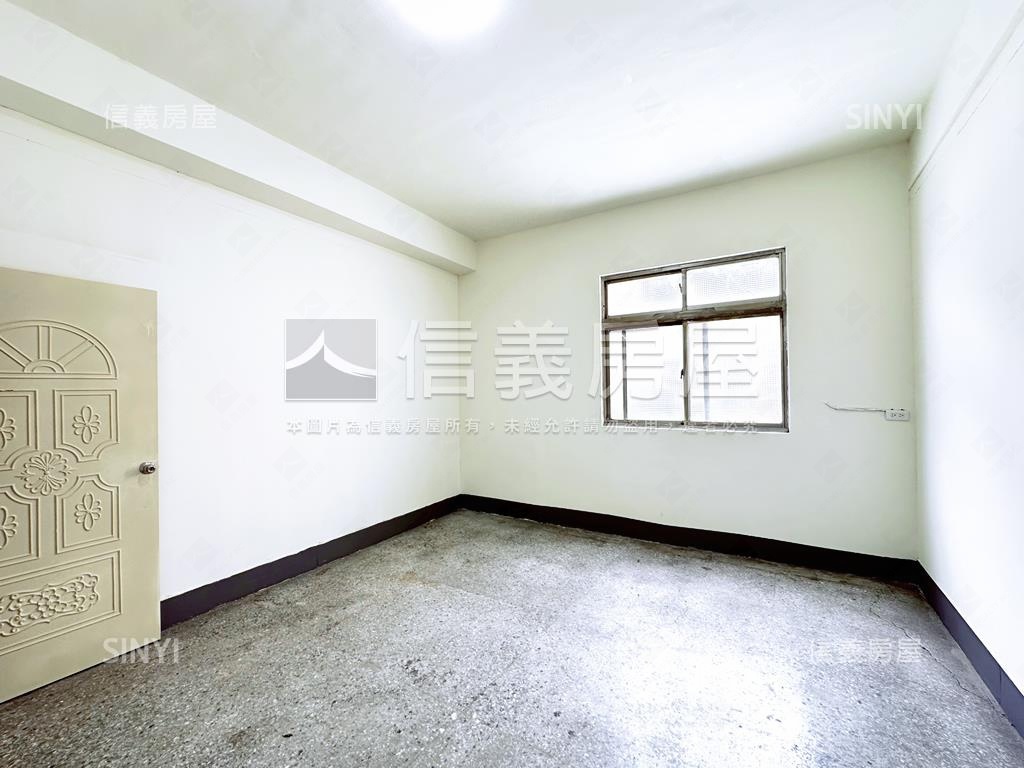 ［宜欣國小］邊間臨路透店房屋室內格局與周邊環境